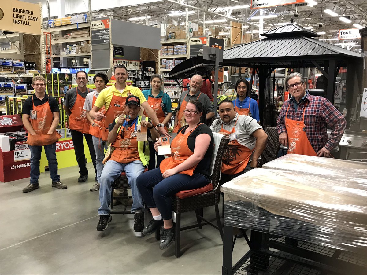 Congrats to John and Amy for an amazing job keeping the store in stock and grand opening ready. #D172Driven #pacnorthproud #LincolnPride