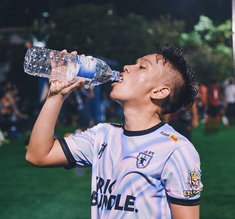 ToonheidDesign's tweet photo. @toonheid_design x @jiji.fteam kit. Inspired from @juventusfcen EA Sport Jersey. Thank you for trusting us. "Turning Your Spirit Into Armour" #toonheidarmy #toonheiddesign #sublimationprinting #jerseydesign #sublimationmalaysia #jerseymalaysia 📸 : @jiji.fteam https://t.co/o8PNM8oCMK