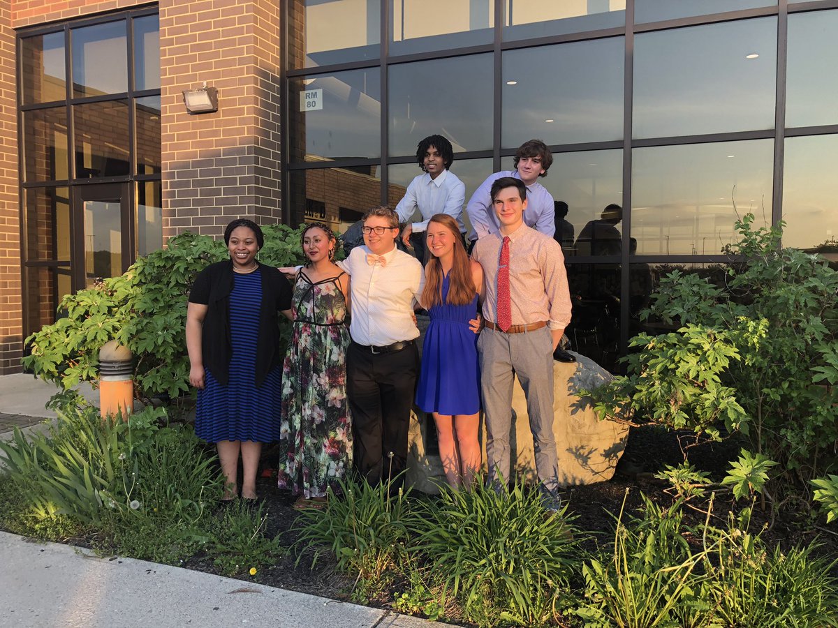 BradleyKeyClub's tweet photo. We are so grateful to have the best club members and supporters ever! Thank you for coming to our chartering party! You guys have worked very hard, and we appreciate your dedication and service. Please continue to serve and lead our school and community over the summer! https://t.co/oslWPN3an3