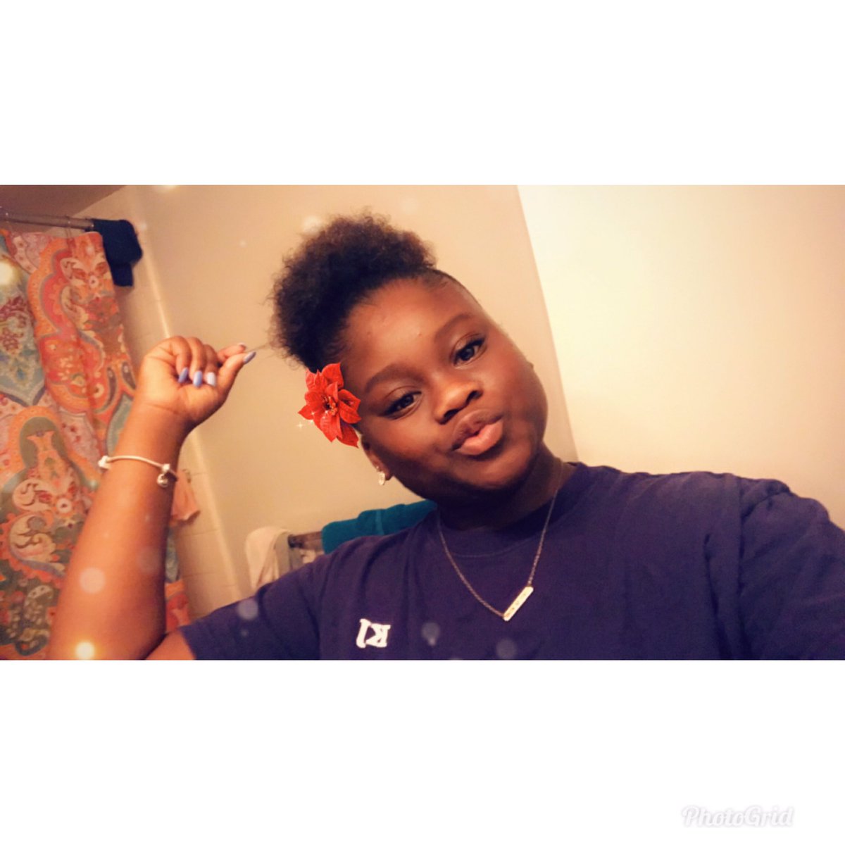 Itschoclitdropp's tweet photo. Finally grew long enough for a natural puff, Iβm too excited ππΎπ
#NaturalTeas #2yearprocess https://t.co/bLuJHF1Gjj
