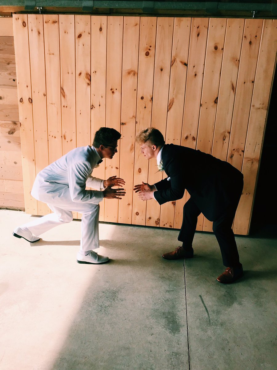 friedtfiremans's tweet image. We PINNED us some decent prom dates.🤼‍♂️✌🏽#TWOOOO