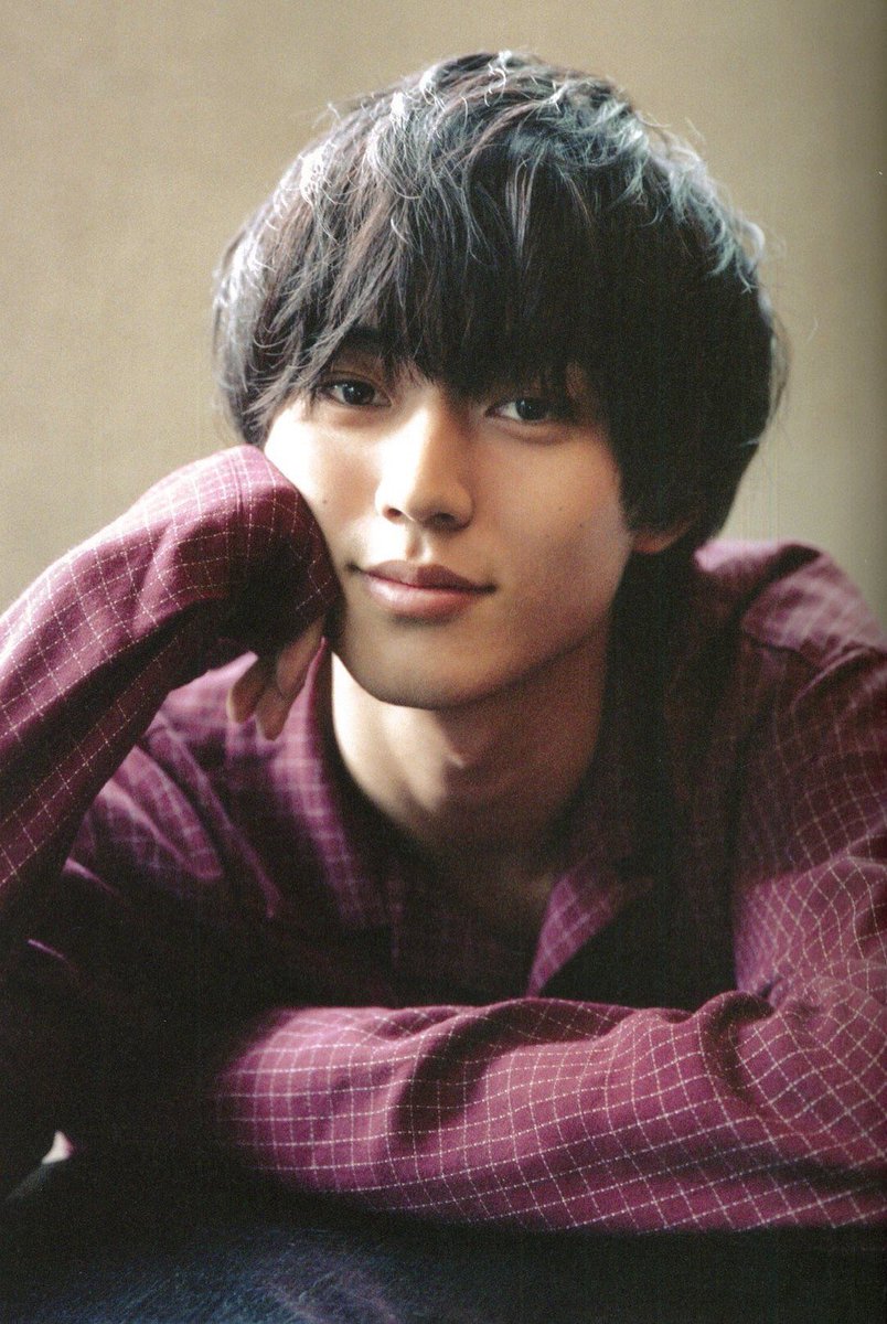 7. Nagase Ren (永瀬廉)Johnny's• King & PrinceJanuary 23, 1999175cmfave features: eyes + lips 