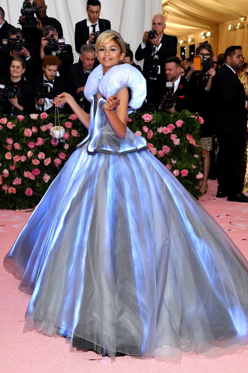 画像 ゼンデイヤは メットガラで一番楽しみにしてた ゼンデイヤとトムホでのシンデレラも観たい Metgala19 T Co V7x79cplr まとめダネ