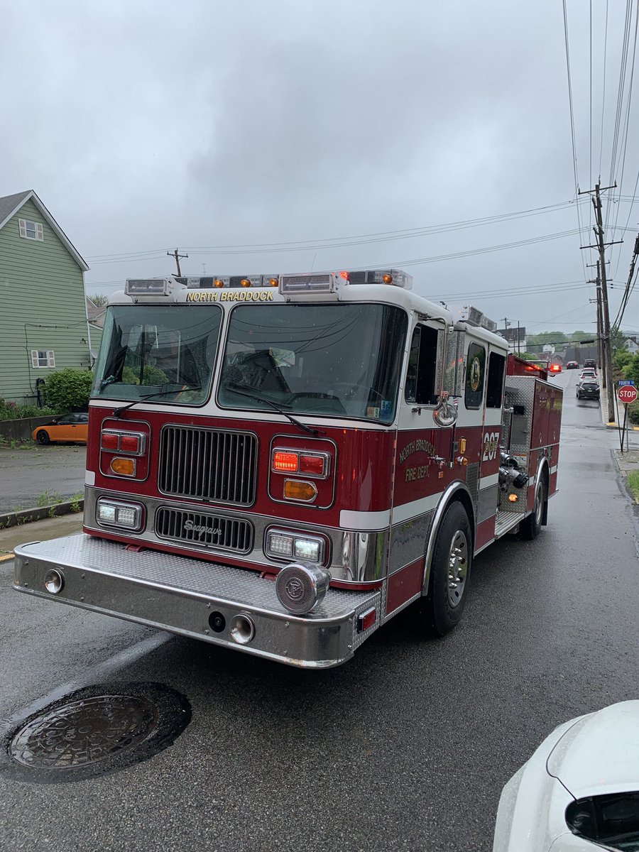 NBVFD207's tweet photo. 207 Engine returned from getting some body work done. Amazing job by Dan over at Tri State Fire Apparatus https://t.co/rN1iR2weqb