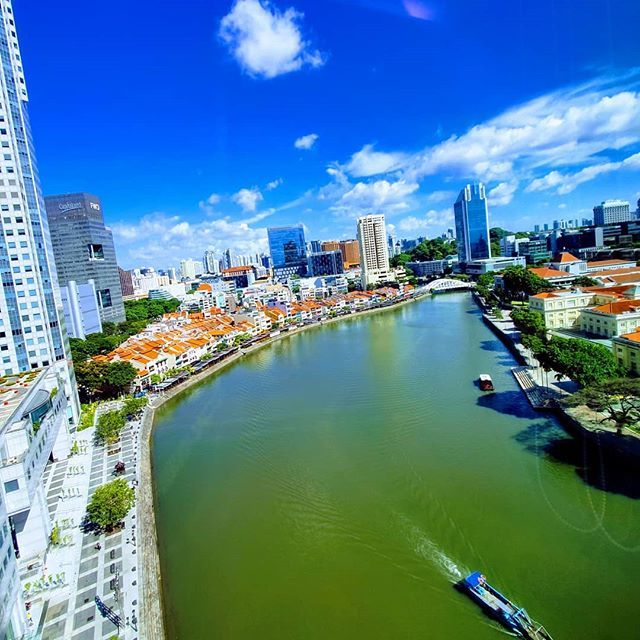 PulchrorumT's tweet photo. Start of a new day

#lifeisbeautiful #travelling #sgtourist #instapassport #instatraveling #mytravelgram #travelgram #travelingram #travelphotography #travel #travels #travelbug #sgtraveller #traveller #travelers #travellers #singaporetraveller #travelog… https://t.co/2zePpQAeB5 https://t.co/kMK7uyP8e1