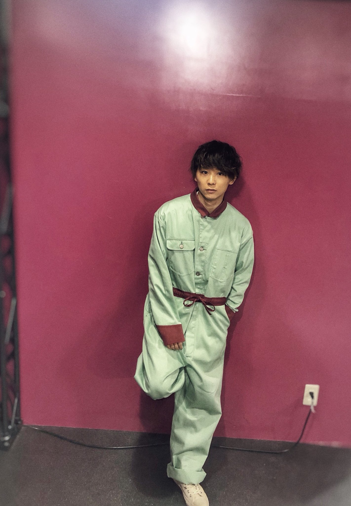 須賀健太 昨日の服なんだけども これ私服で今季のおnewなのですが 実は テレビ千鳥 という千鳥さんの番組の 大悟 服を買う という企画で大悟さんが 試着したけど買わなかったヤツなのです 笑 放送終わって次の日買いに走ったよね ジャーナル
