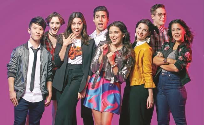 GonzalezBolio's tweet photo. La mejor serie del mundo, quiero una 3 temporada, esta serie me hace sentir muy identificada y no quiero que termine, solo han pasado unos días sin Kally’s mashup y la extraño muchísimo no se que voy a hacer sin KM, por favor #KallysMashup3 #dally #KM #quierokallys #lamejorserie https://t.co/M20cqwktsi