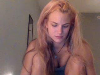 Watch 𝔾𝕀𝔸 ℍ𝕀𝕃𝕃 💜✨'s leaked NSFW photo on TwXstars