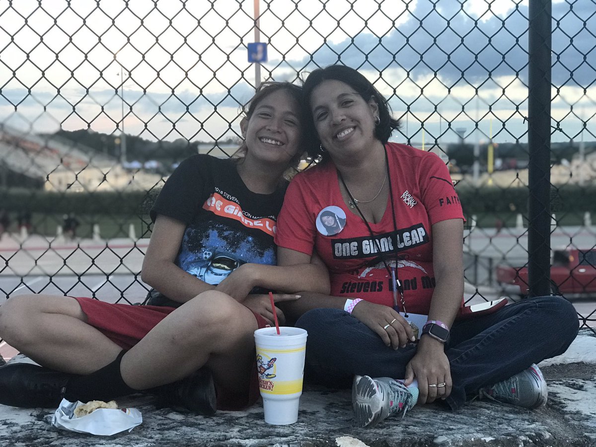 faith21g's tweet photo. #OGL2018 https://t.co/W6Lfevq788