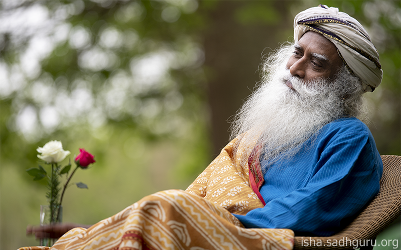 SadhguruJV's tweet photo. Truth means ‘that which is.’ To make friends with ‘that which is,’ you simply have to Be. #SadhguruQuotes https://t.co/WIjObTNych