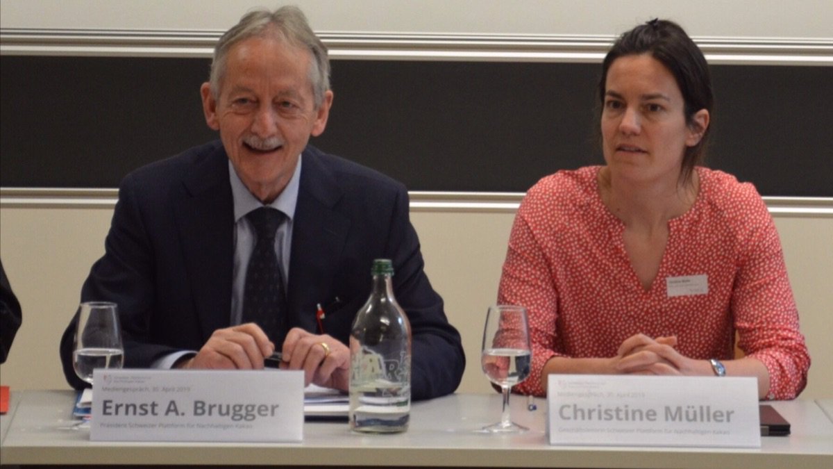 Newsletter Mai: Schweizer Schoggi überzeugt nicht nur mit Qualität. Die Kakaoplattform setzt sich auch für eine nachhaltigere Wertschöpfungskette ein. - mailchi.mp/32b4f52bd68f/n…