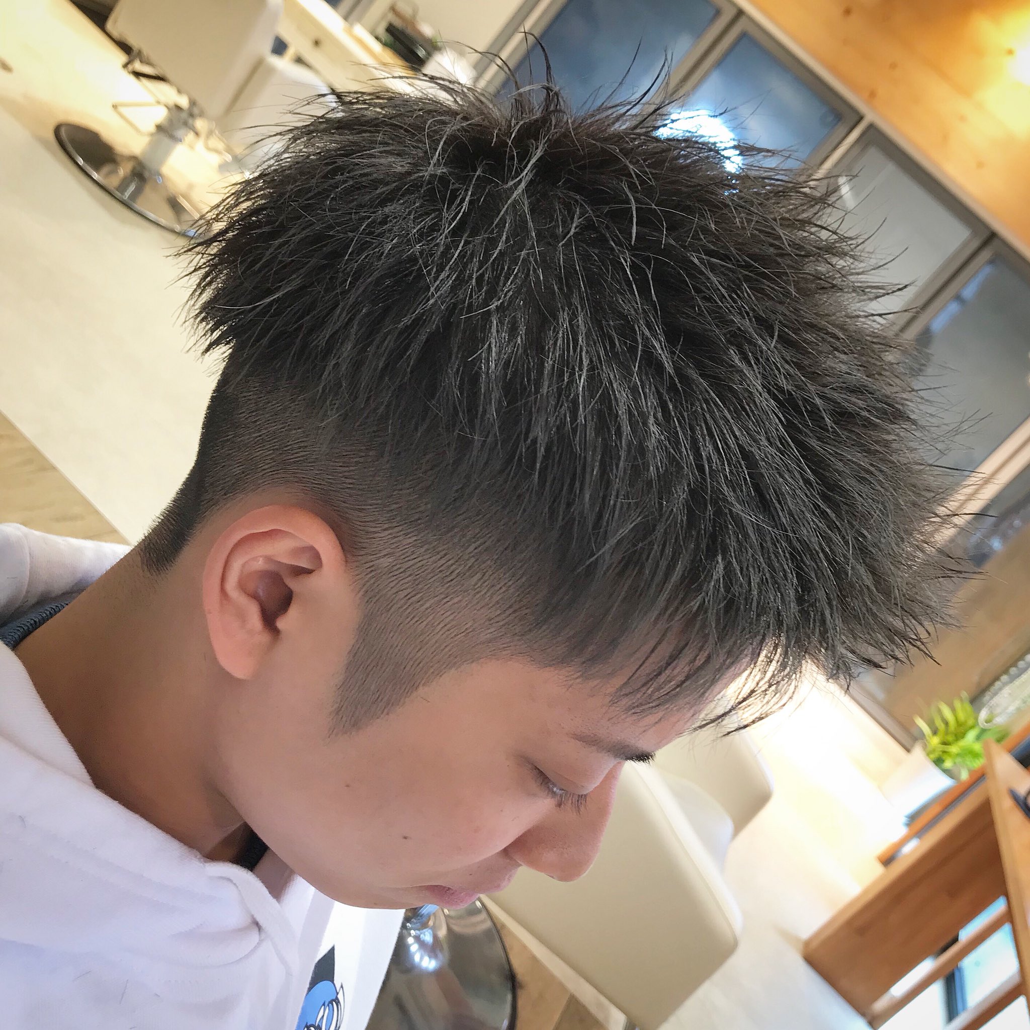 Yutaka 京都 メンズパーマ ツイストスパイラル 本日のスタイル 一周ツーブロックに グレーアッシュ ご予約は Dmかurlからお取りできます T Co Tsreturhhx T Co Uy2fjtmb6h Twitter