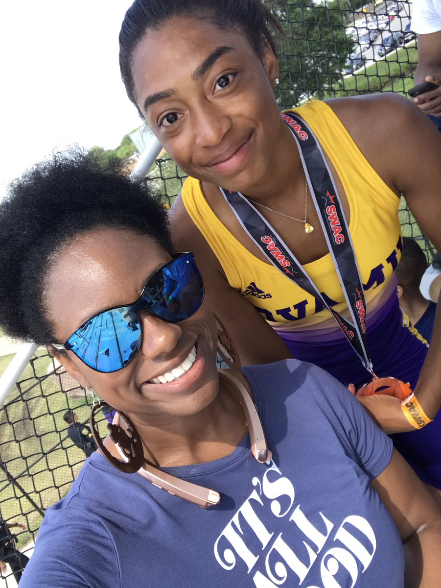 DrJHamilton15's tweet photo. Enjoyed the @theswac T/F conference meet!! Supported my student-athletes, saw Coach Freddie, &amp; shared this experience w/my Munchkin. #PVAMU #SU #NorthsideHigh 💜💛💙 https://t.co/nkE9CwxxI6