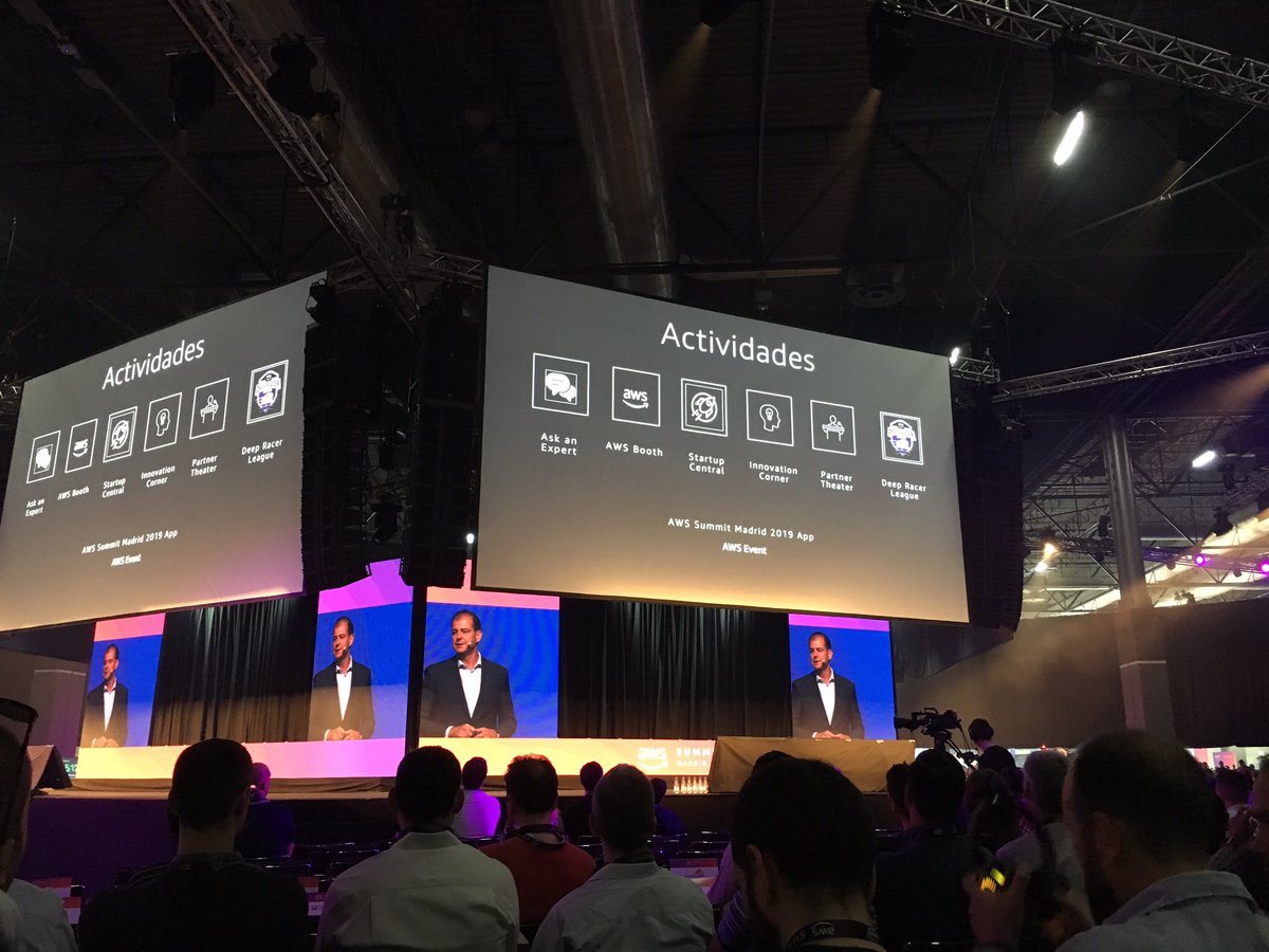 iFeuCloud's tweet photo. Now at #AWSSummit https://t.co/A1b8vzGWC7