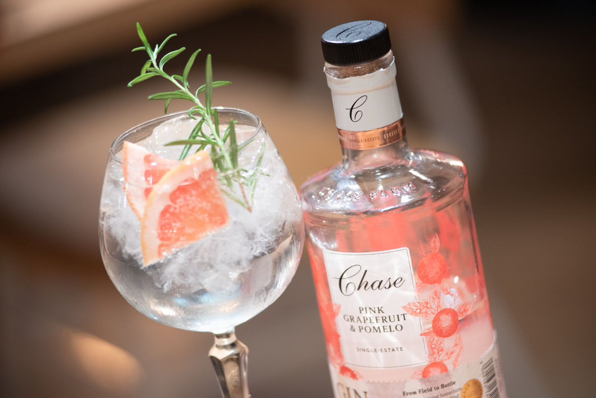 oldbanksw11's tweet photo. Looking forward to whipping up some classics & bold new cocktails on 30th May! Be sure to #savethedate & join us on our Grand Opening on 31-37 Northcote Road 🍸🍸
#Battersea #publaunch #newpub
@LoveBattersea1 @VillageLifeSW4 https://t.co/tcAlhFep6C