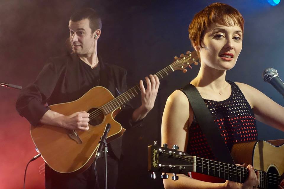 [CONCERT] Vendredi soir à 19h30, ne manquez pas la pop envoûtante de Laughing Seabird, emmené par sa chanteuse Céline, la voix française de Meredith dans  #GreysAnatomy !