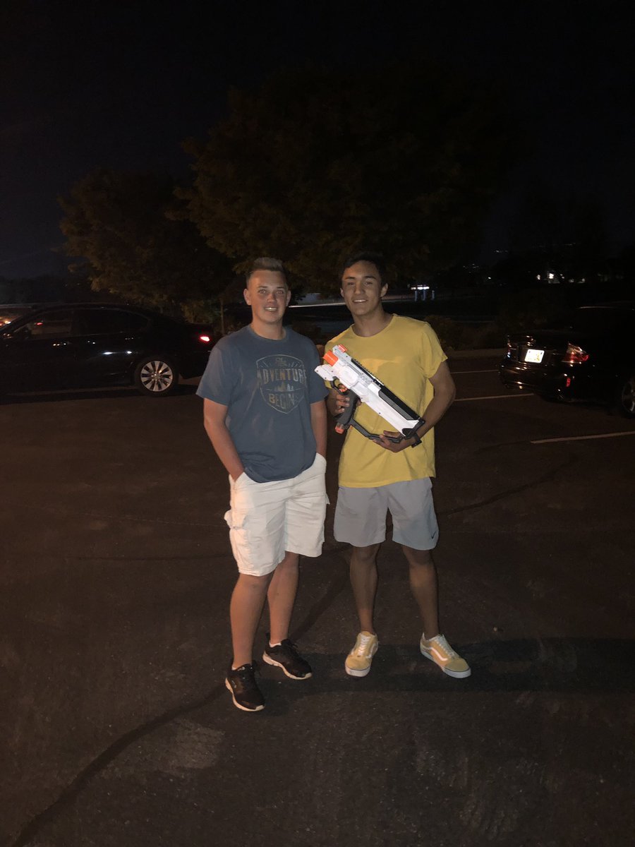 strawbryjam's tweet photo. @MORGMAN5 not a good idea was it? strawberry jam🍓 1- merman 🧜🏻‍♂️ 0
😴😴 @bhs_assassins_ https://t.co/fPWpD4Oy8G