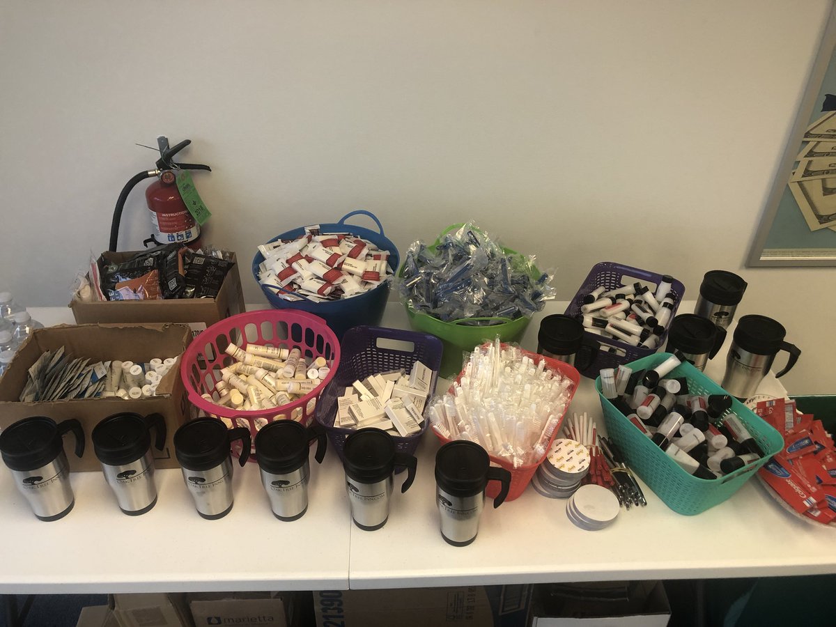 TitleMax in Jefferson City went out in the community collecting donations for #TMXProjectSERV to support our troops! Great job Kim, Patrick, and Mari! <a href="/JRobinson1211/">Jacklyn Robinson</a> <a href="/ReamerEric/">Eric Reamer</a> <a href="/HCorrea88/">H Correa</a> <a href="/CalebSeyer/">Caleb Seyer</a>