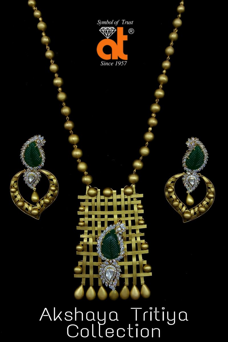 AnopchandPandri's tweet photo. Akshaya Tritiya Collection #AnopchandTilokchandJewellers #Raipur #Pandri https://t.co/CSK8Lyy2em