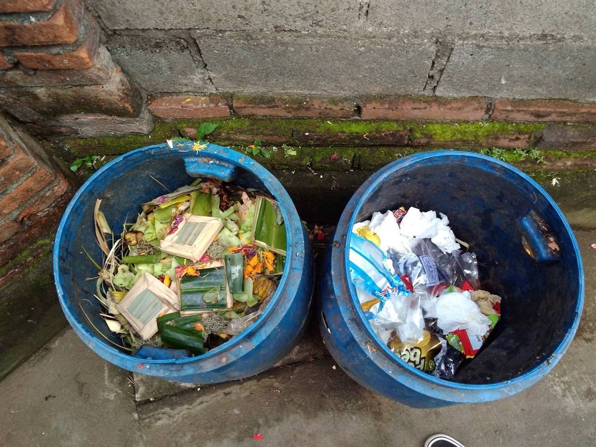 mari budayakan memilah organik dan non organik dari rumah #pilahsampahyes #organikdannonorganik #rumahkompospadangtegal