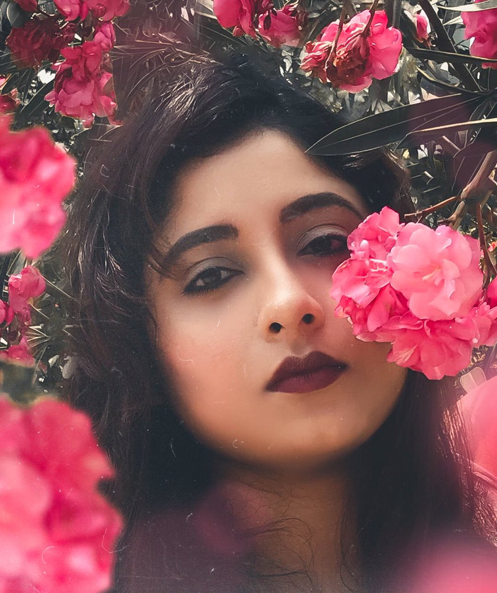 Editorial Series - Nature
Image - Floral 
#indianfashionblogger #beautybloggers #indianbeautyblogger #kolkatabeautyblogger #lifestyleblogger #indianlifestyleblogger #kolkatalifestyleblogger #indianblogger #fashionblogger #kolkatablogger #kolkstafashionblogger #editorialseries