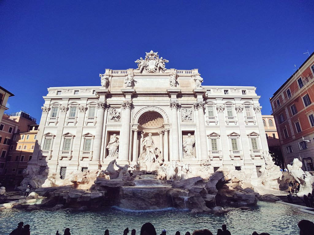 Tony Martinez (@shadowhomer23) on Twitter photo <a href="/martinllade/">Martín Llade</a> Me viene la música de la película #LadolceVita de Federico Fellini. Que maravilla cuando fui en diciembre a ver la fontana di trivi en #Roma,por unos segundos me imagine como rodaraían la escena de Marcelo Mastroianni y Anita Ekberg en la fuente #SDLM <a href="/radioclasica/">Radio Clásica</a> <a href="/martinllade/">Martín Llade</a> Me viene la música de la película #LadolceVita de Federico Fellini. Que maravilla cuando fui en diciembre a ver la fontana di trivi en #Roma,por unos segundos me imagine como rodaraían la escena de Marcelo Mastroianni y Anita Ekberg en la fuente #SDLM <a href="/radioclasica/">Radio Clásica</a>