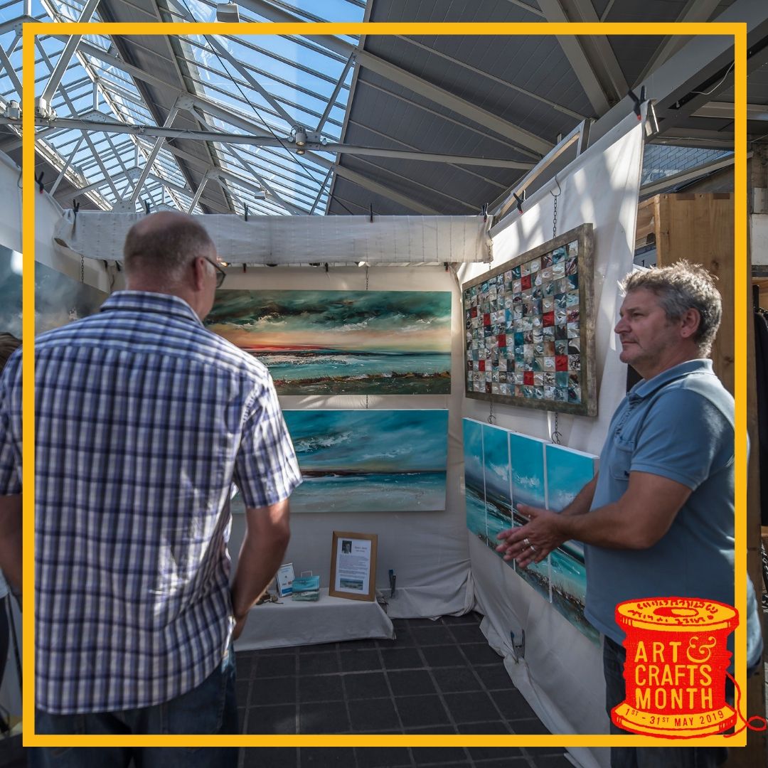 greenwichmkt's tweet photo. Come and browse some amazing artwork at #GreenwichMarket and discover each artist's unique aesthetic 🎨 Whether you are looking for yourself or for a gift, there's something for everyone! 💝 #creativityineverycorner https://t.co/ehzfcL6Txt