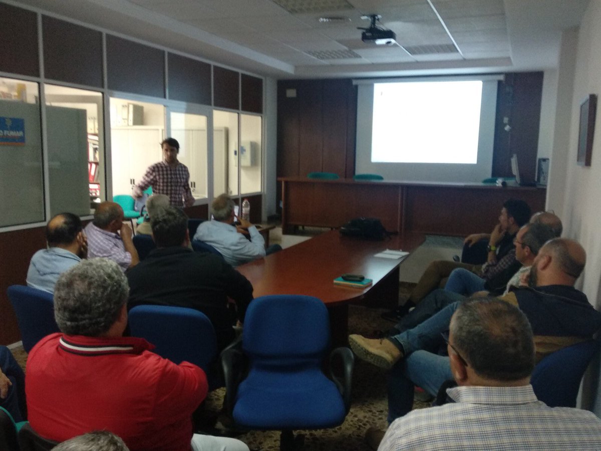 fpedrerosalcedo's tweet photo. presentación de los primeros resultados del proyecto #assist en la jornada titulada “Uso de tecnologías de información avanzadas para el manejo del  riego y la salinidad” en la #SAT557. Gracias @FundacionSeneca y @dronica . https://t.co/c49K316BF9