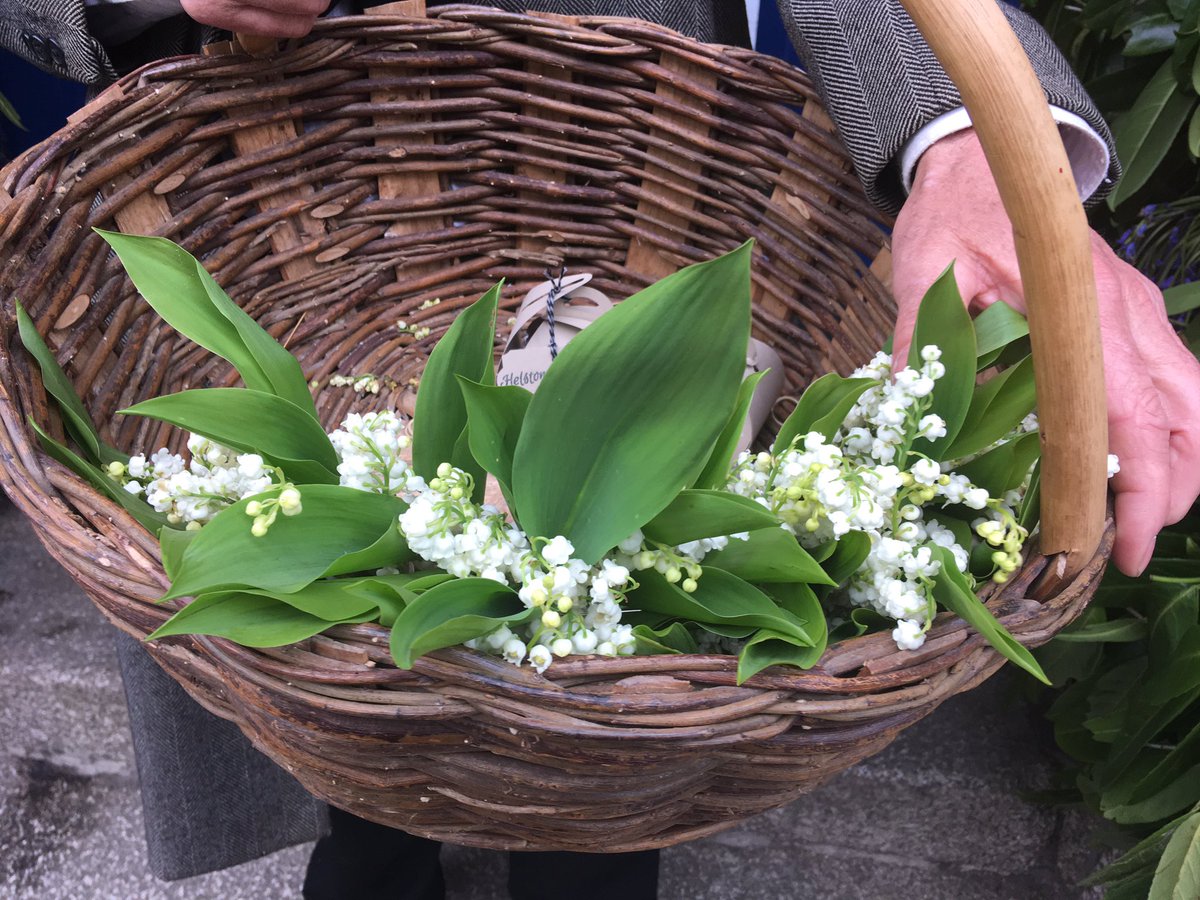 BBCCornwall's tweet photo. This was #FloraDay2018 .. are you ready for the biggest day in the #Helston calendar? @RebeccaLWills was born ready!
@CornishKennedy will be there at #Breakfast Wednesday to bring you all the atmosphere and the beat of the 0700 #FloraDay drum https://t.co/WjAMw8n8Sc
