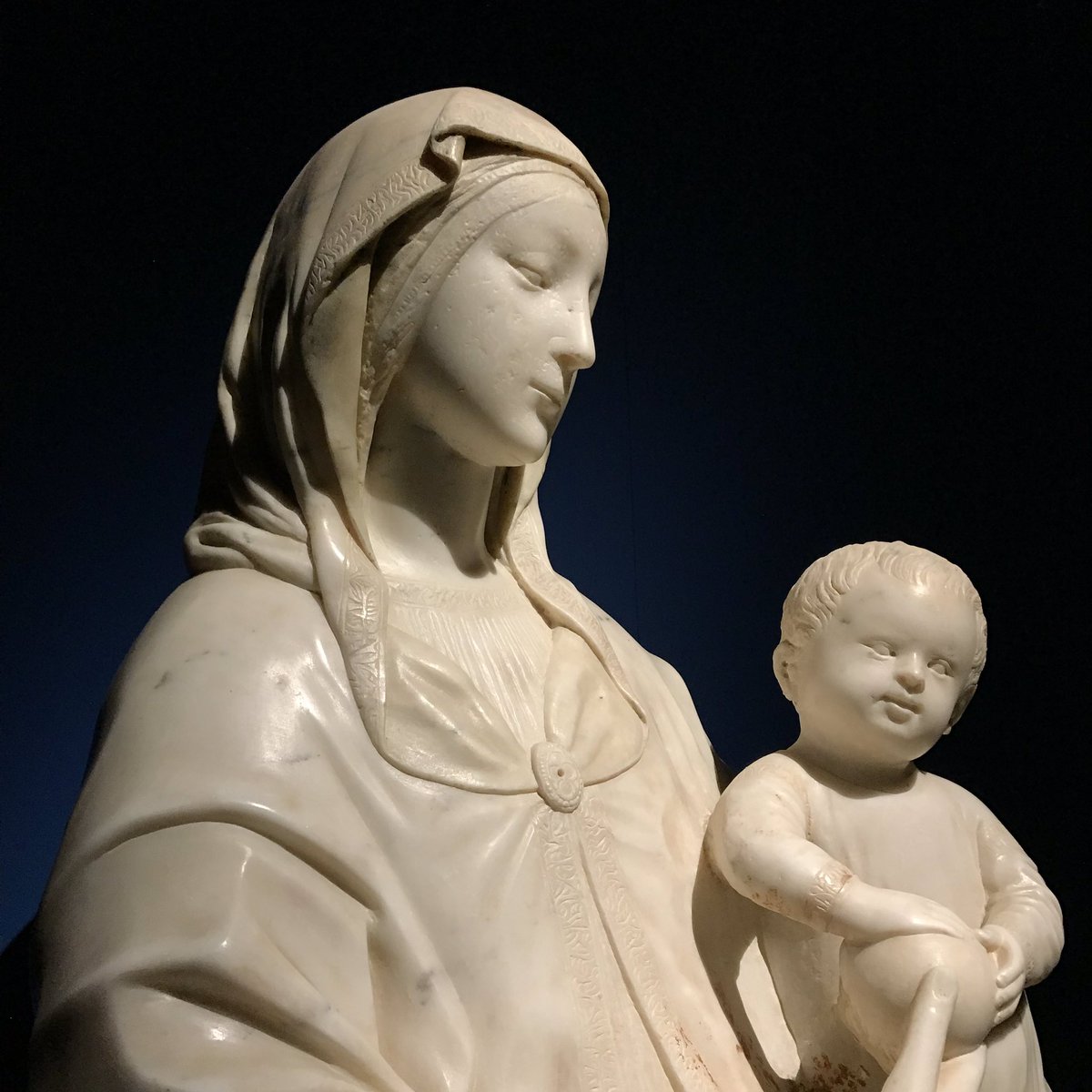 Betstabea's tweet photo. Una delle sculture più delicate e preziose della sezione dedicata al gotico internazionale.
#RinascimentoVistodaSud #PalazzoLanfranchi #Matera #Basilicata #Matera2019 #giuliamanes #vitadastoricidellarte #julietourguide #museiMatera #beauxarts @_MiBAC @MUSEIBasilicata https://t.co/yfOkKyuchn