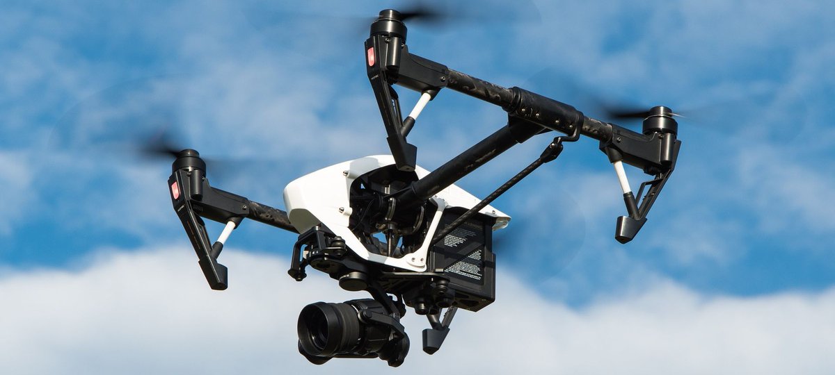 dbvideobvba's tweet photo. Hoe til je je bedrijfsvideo naar een hoger niveau met drones?

https://t.co/PR93yWvwzc https://t.co/XTMattzFBx