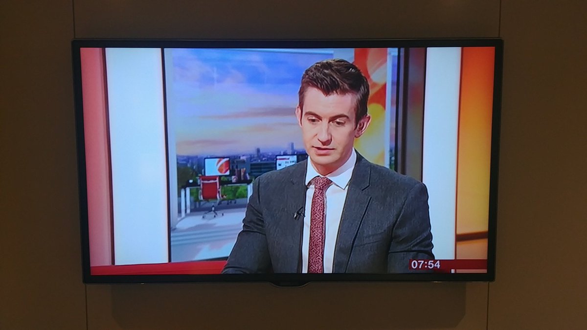 Discussion on <a href="/BBCBreakfast/">BBC Breakfast</a> about sole working and working from home and the isolation it can cause. <a href="/rochdalejelly/">#RochdaleJelly</a> meet for #coworking once a month for company and support - next Jelly Thursday this week 10 - 1 at <a href="/themedicinetap/">The Medicine Tap</a>