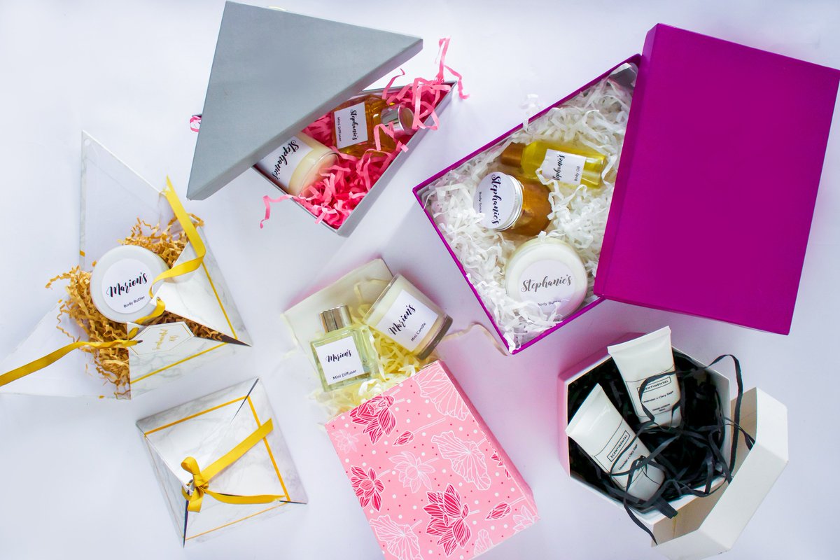 SalmaBLBD's tweet photo. .@ScentimentalNG does awesome gifting packages for all types of events &amp; occasions. Hit me up if you've got something coming up and would like to do gifting differently 🙂 https://t.co/YqgO3agt8w