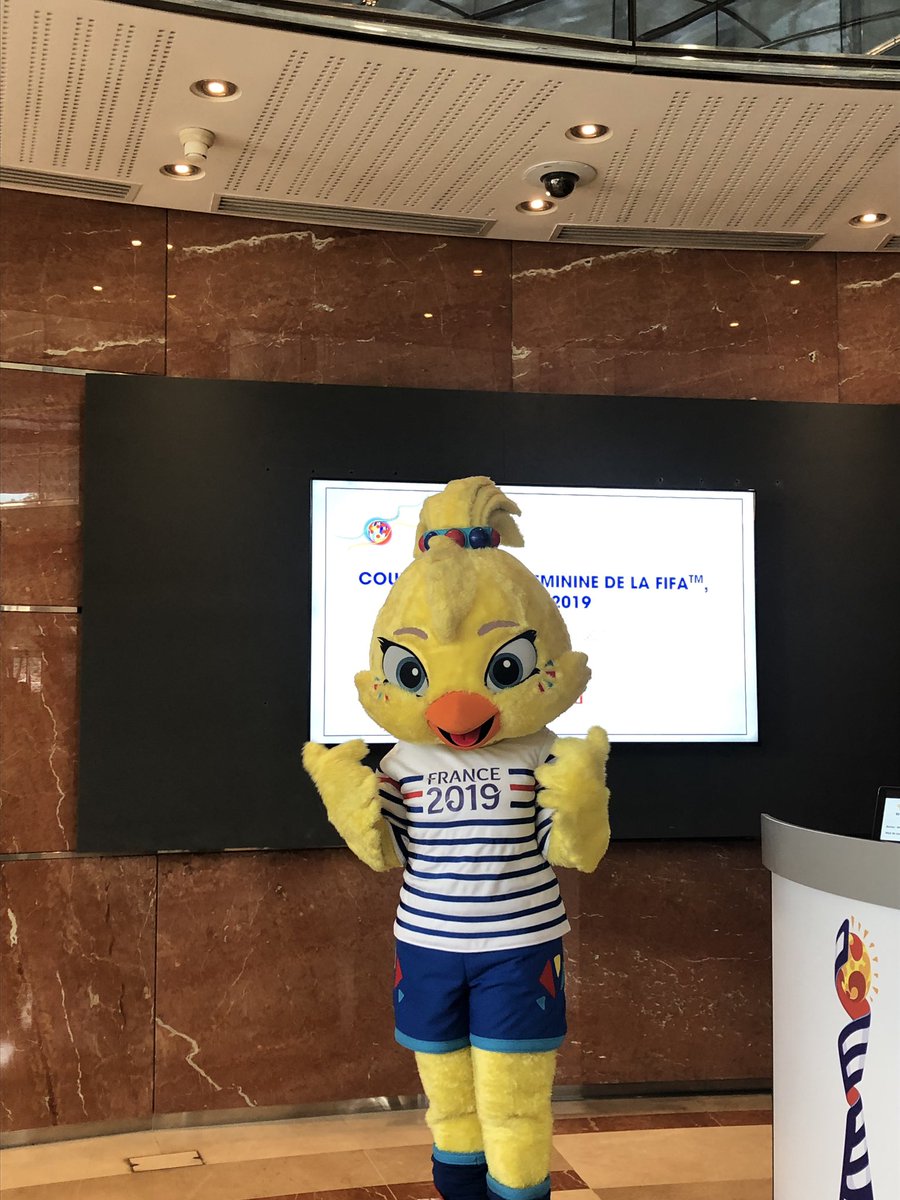 Groupe TF1 (@groupetf1) on Twitter photo Dans quelques instants, coup d’envoi pour la conférence de presse de la Coupe du Monde Féminine de Football 2019 #fiersdetrebleues <a href="/FIFAWWC/">FIFA Women's World Cup</a> Dans quelques instants, coup d’envoi pour la conférence de presse de la Coupe du Monde Féminine de Football 2019 #fiersdetrebleues <a href="/FIFAWWC/">FIFA Women's World Cup</a>