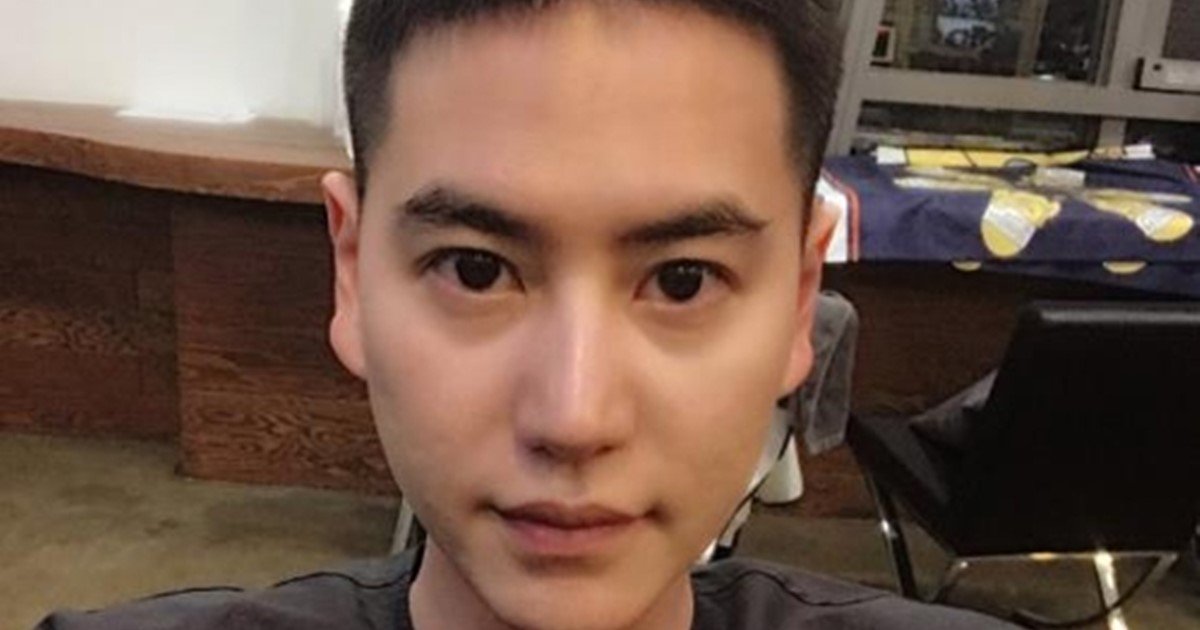 yonhaptweet's tweet photo. 규현 오늘 소집해제…슈퍼주니어 전원 군 복무 마쳐 [자료사진]
https://t.co/NopG0zyfuX

그룹 슈퍼주니어 규현(31)이 7일 사회복무요원에서 소집 해제됩니다 https://t.co/pmRVvG6tJS