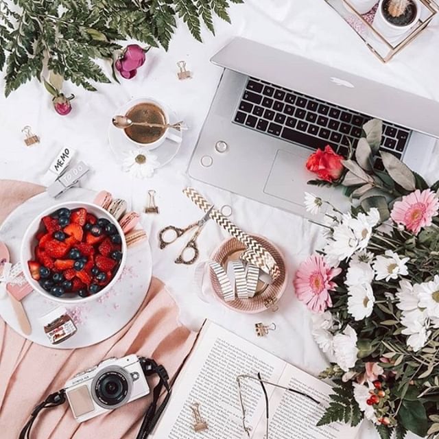 jo_artbyjwp's tweet photo. RT @flatlay: Food and flowers ๐ด๐ธ๐ @kimdanax_
#flatlay #flatlays #blogger #bloggerstyle #fashionblogger #flatlayphotography #flatlayinspo #flatlayoftheday #accessories #flatlaytoday #flatlaylover #flatlaylove #flatlaystyle https://t.co/Js1ru0xi6X https://t.co/oiK4BwuRmW