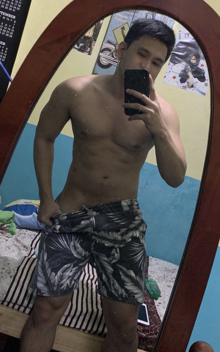 iamethanrufino's tweet photo. #HOTPinoyGuys #SarapNgPinoy #Boytoy4Hire2k .... Marky Cael https://t.co/YFeP0d9kMz