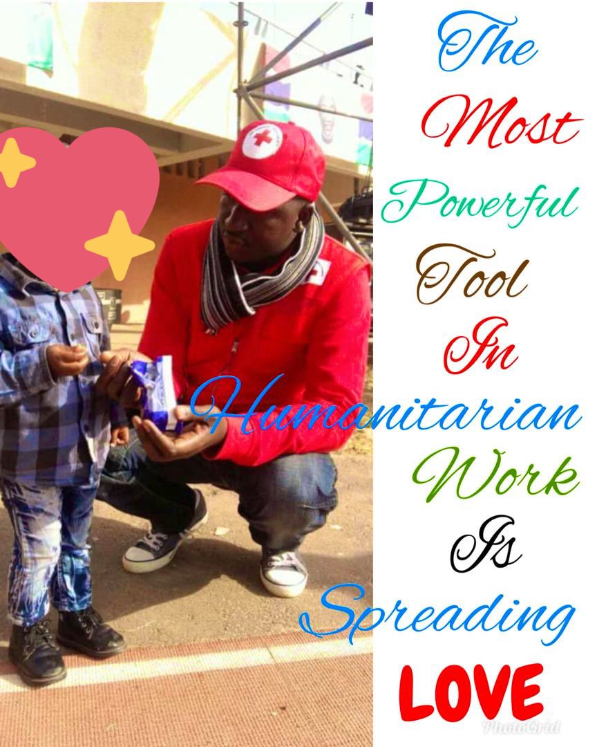 GambiaRedCross's tweet image. The most powerful tool in Humanitarian work is spreading LOVE.

During Gambia’s Independence celebration, the National Youth Chairperson of @GambiaRedCross , @Njogoufama supports a missing child prior to reunification assistance. 
#RedCrossWeek 
#Love 
#IFRC100