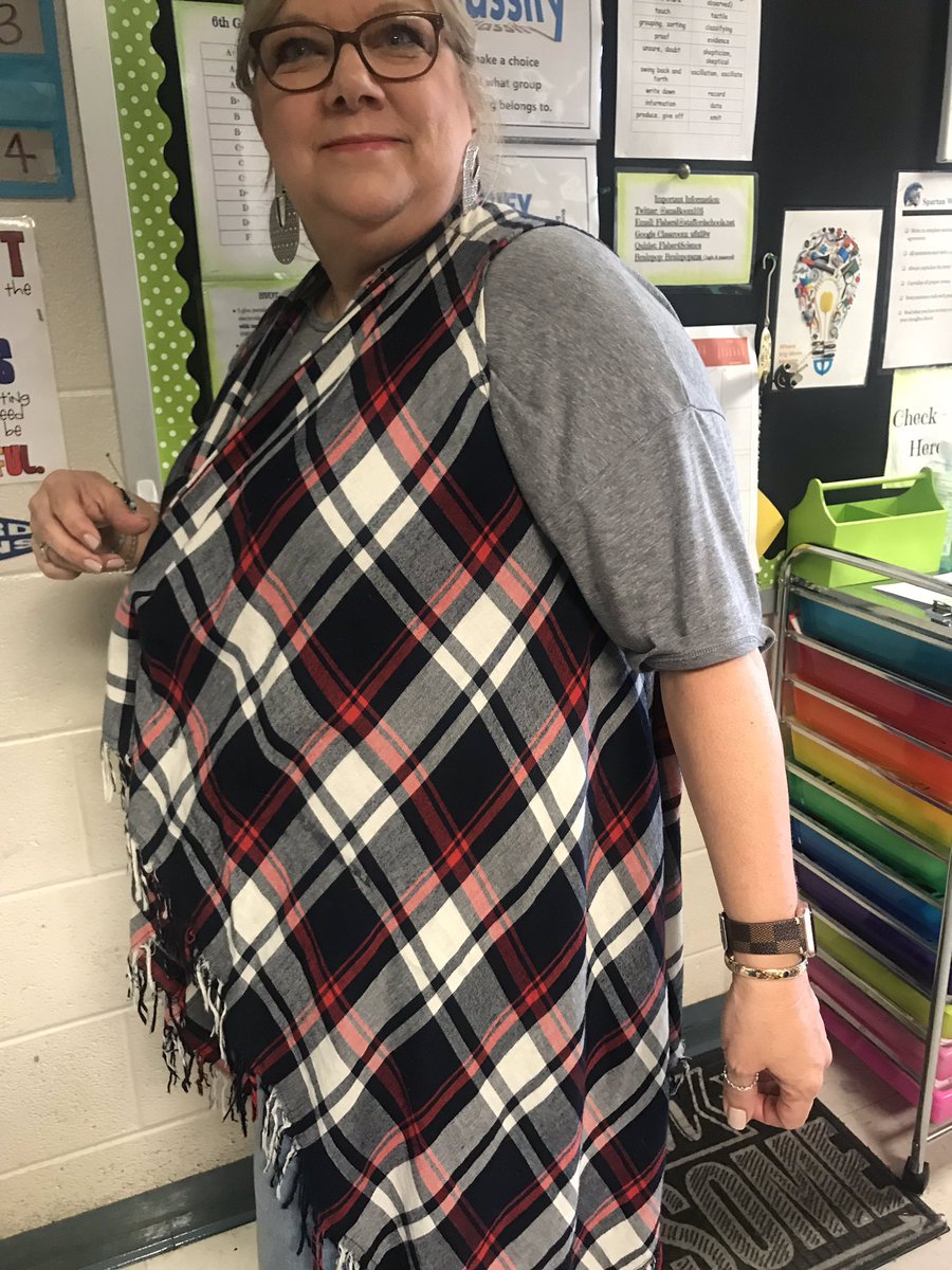 SMS Room 105 tweet media