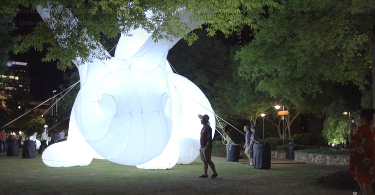 queencitywknd's tweet photo. Giant bunnies and more have popped up in uptown Charlotte » https://t.co/bZLr4Cs1a1 https://t.co/rENErZGIgD