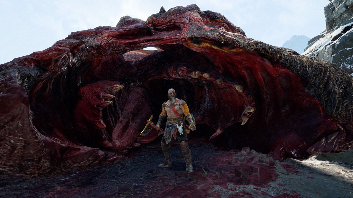 blackdisk's tweet image. А ну-ка, сынок, падажжи, дай сфоткаюсь, пацанам покажу.Да ровнее камеру держи, емана! Во, ништяк #GodofWar #PS4share