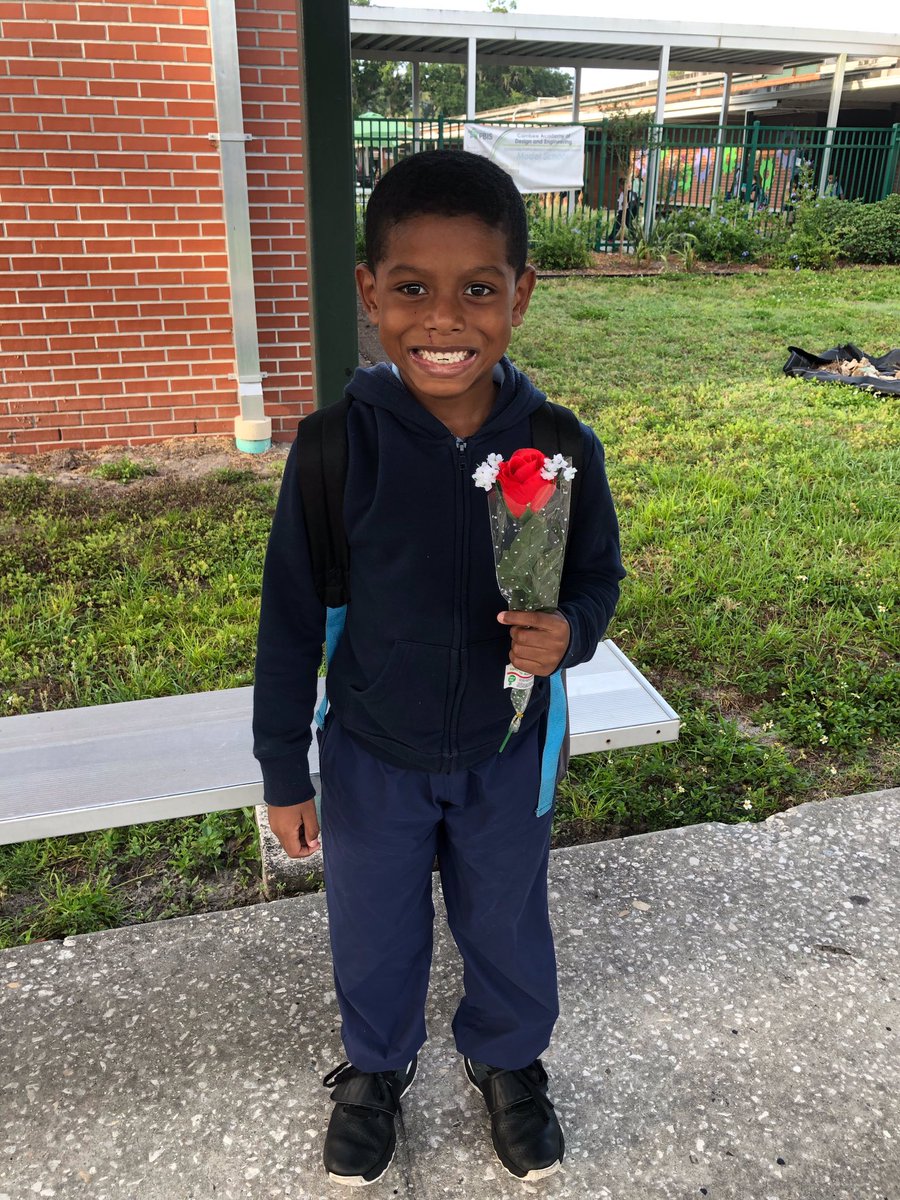 Code_AcademyFL's tweet photo. Bloom and Grow! Students brought in flowers to show their appreciation for their favorite teacher @PolkSchoolsNews #teacherappreciationweek #lovepolkschools https://t.co/zSPwOxTMo7