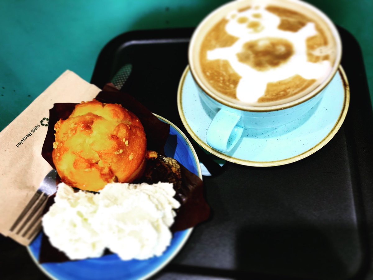 EsquiresDurham's tweet photo. Great coffee helps... but so does some delicious cake 😋 (it’s a bear btw) #coffee #saltedcaramelmuffin #espresso #cream #durham #goodfood #cream https://t.co/uxG68k92fa