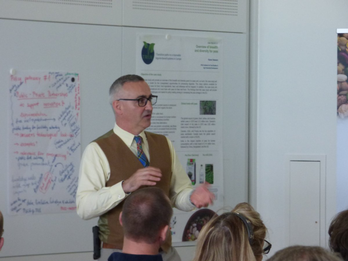 TrueLegumes's tweet photo. In the morning sesson at the #TrueLINworkshop today we also discussed with legume stakeholders the political frameworks needed to support legume based sustainable agrifood systems. #LegumeInnoNet #LoveLegumes https://t.co/nZiCBjDWSq