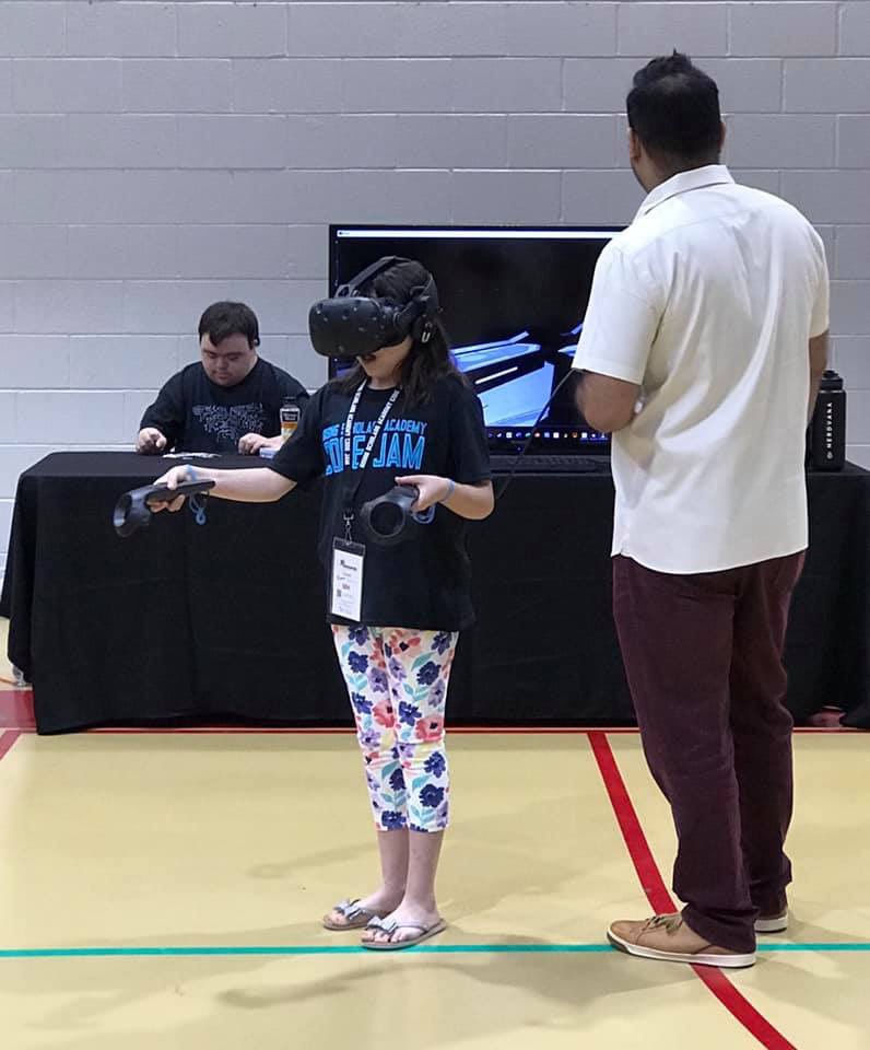 Rivera_TechEd's tweet photo. Another #rsaCodeJam in the books! We celebrated Star Wars day with a day of coding and technology! Thanks to our sponsors @Nerdvana_io, @GrapevineCafeTX, Orange Theory Fitness Harlingen, Office Depot Harlingen, and Ruben Olvera! #teachcode #MayTheFourthBeWithYou #CSforAll https://t.co/nkENedy1ke