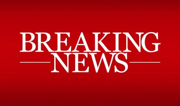 DNO365's tweet photo. M25 traffic latest: Body found on lay-by near Gatwick - police on scene - https://t.co/R3wghkLo1T - LIKE &amp; RETWEET https://t.co/DRWEUxxX3k