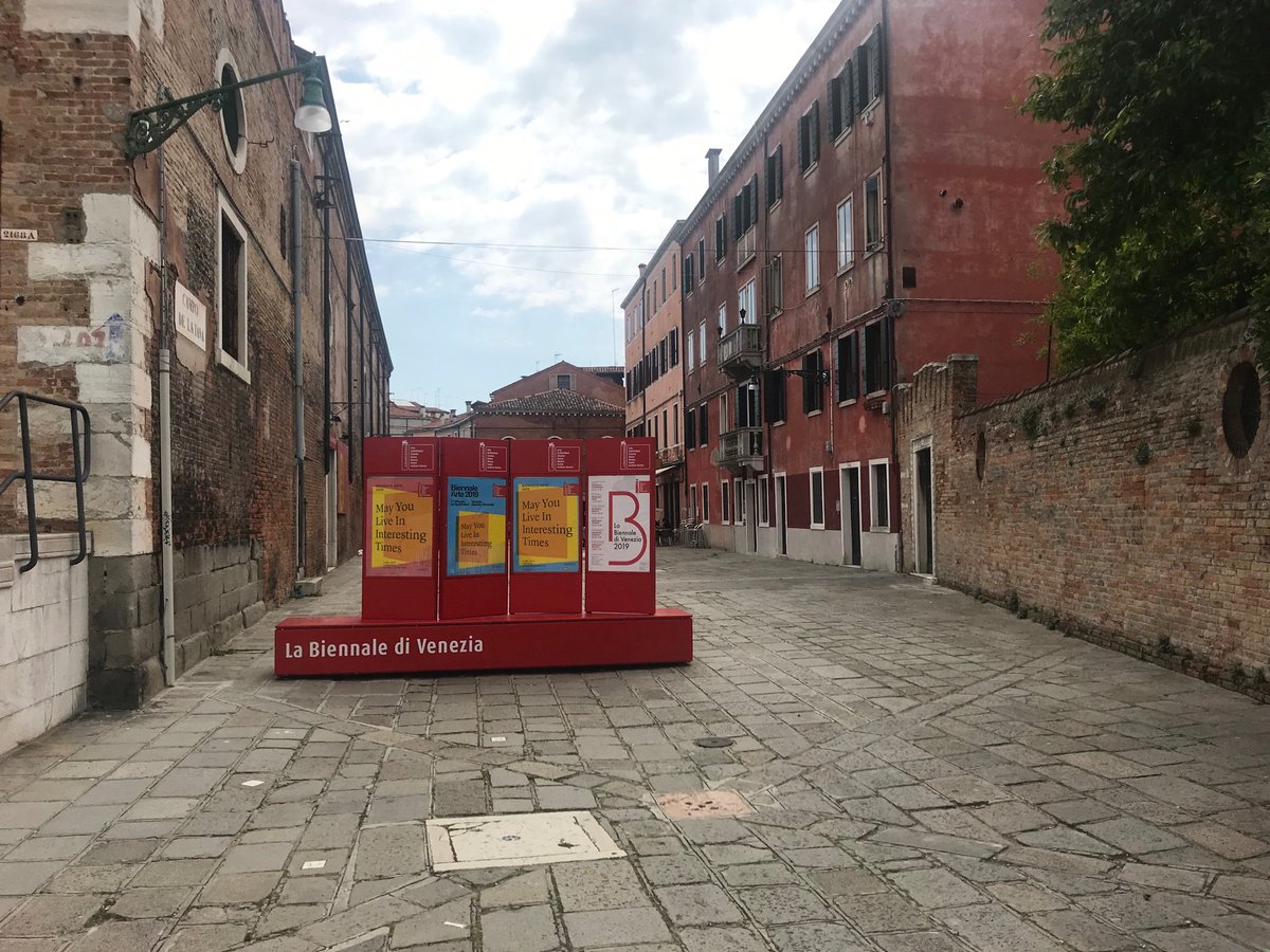 _birgitrieger's tweet image. #BiennaleArte2019 ... und wieder eine Großausstellung ... diesen Dienstag schon mal Schnuppern bei der Venedig Biennale