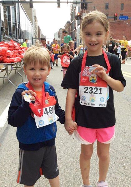 MarsAreaSD's tweet photo. 🏅WAY TO GO!! The MASD ‘Kids of Steel Team’ and their families participated in the 1.2 mile Chick-fil-A Pittsburgh Kids Marathon on May 4. For more information on the program, check out: https://t.co/cXXVZhLbot #greatthingstodo #marsarea #kidsofsteel https://t.co/appAyn9u88