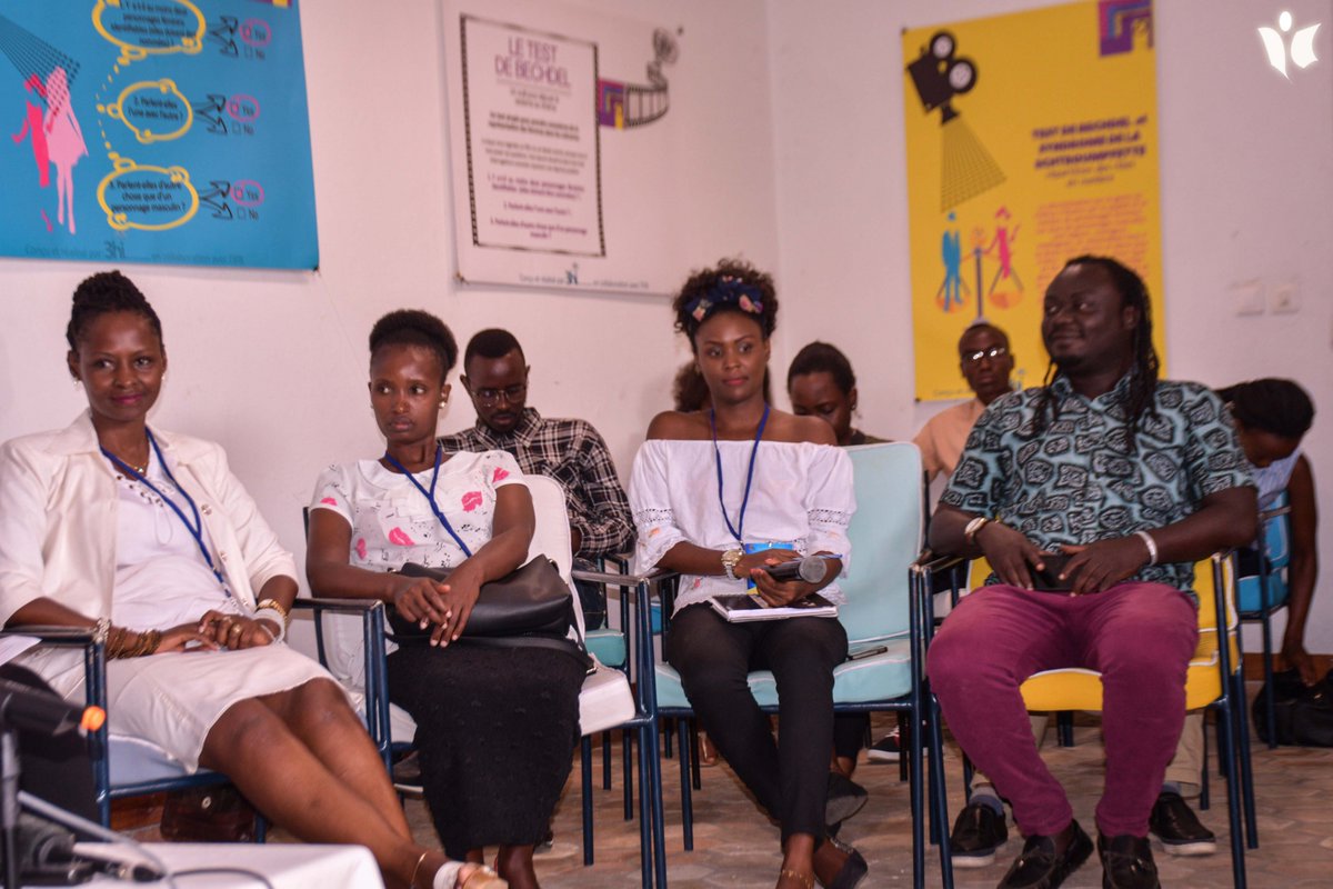 MagazineJimbere's tweet photo. 🎞 Le mardi 30 avril, le @Fescab_Official  lançait sa 11è édition à l’@Ifburundi. Sur la fiche de programmation: 63 films en compétition dont 10 productions locales. La période festivalière ira du 31 mai au 07 juin

#Burundi #Cinéma https://t.co/qUU4JqWHFe