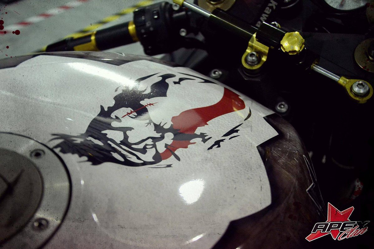 ApexClanDesign's tweet photo. Tell us about your idea and we will bring it to life🧙 Just like we did for this customer who requested 'God of War' theme applied to his bike🏍 Make sure to hit like and share!🏆🥇🥳
#Motorcycle #Wrap #Garage #Adventure #Helmet #Helmetwrap #Speed #Makeover #BeforeAfter #Project https://t.co/hworJYj8bp